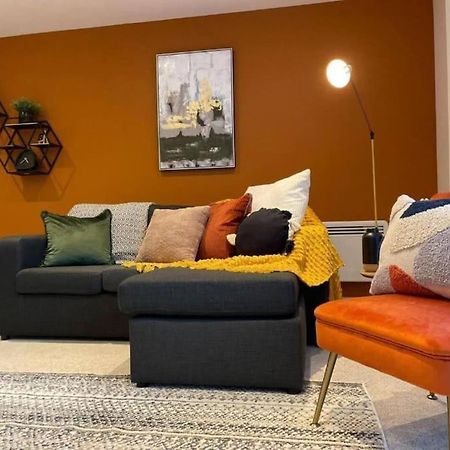 Paramount City Living 105 Swindon Dış mekan fotoğraf