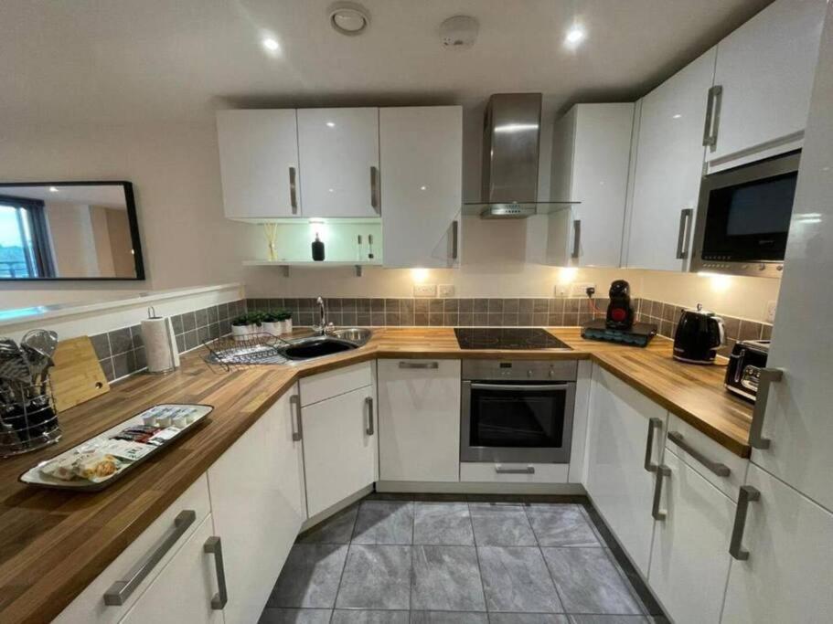 Paramount City Living 105 Swindon Dış mekan fotoğraf