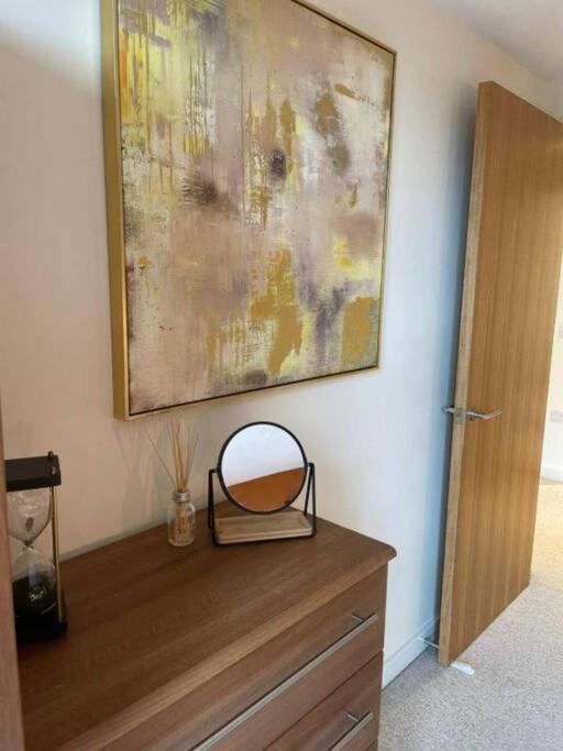Paramount City Living 105 Swindon Dış mekan fotoğraf